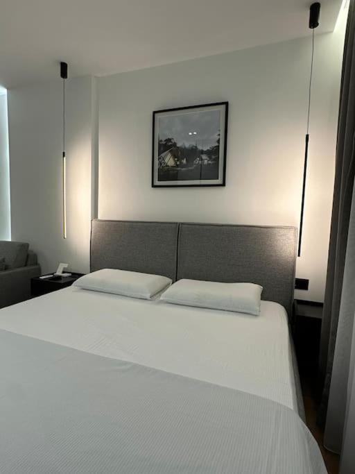Elegant Studio - Tirana City Center 외부 사진